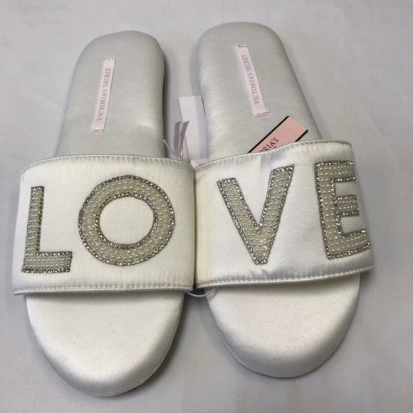 Victoria’s Secret Diamonds And Pearls LOVE Slippers - Medium 7-8 - Picture 11 of 15